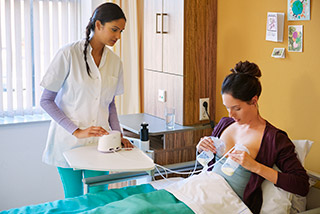 эффективность двух электрических молокоотсосов