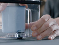 Удаление воздуха из фильтра AquaClean