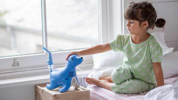 ребенок с небулайзером sami the seal