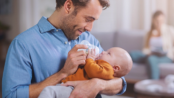 Какую бутылочку выбрать для новорожденного