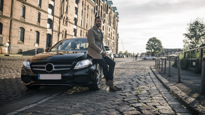 делают автомобиль более стильным