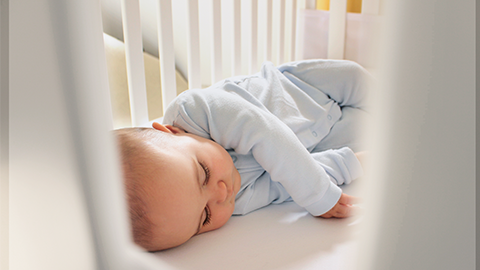 Как правильно уложить новорожденного ребенка спать: советы и рекомендации