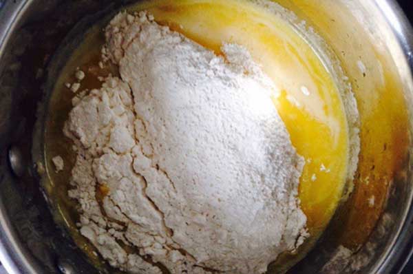 Сытный пирог со свининой и овощами