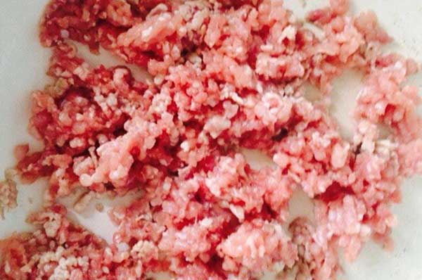 Сытный пирог со свининой и овощами