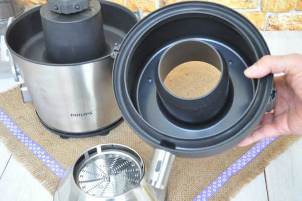 Постный пирог с папоротником и капустой