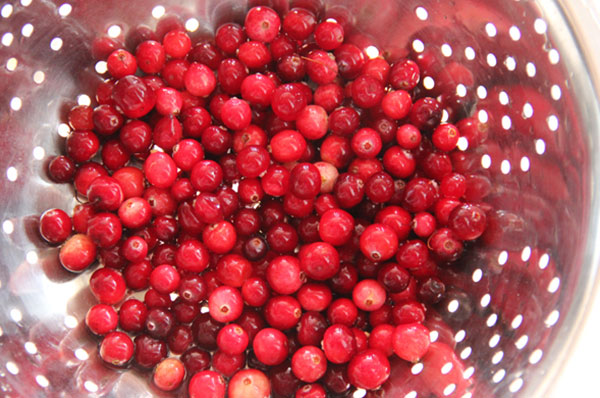 Сок из клюквы и яблок