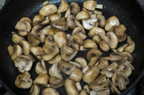 Икра из грибов, кабачков и баклажанов