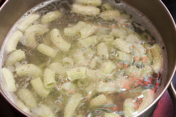 Тайский салат с пенне